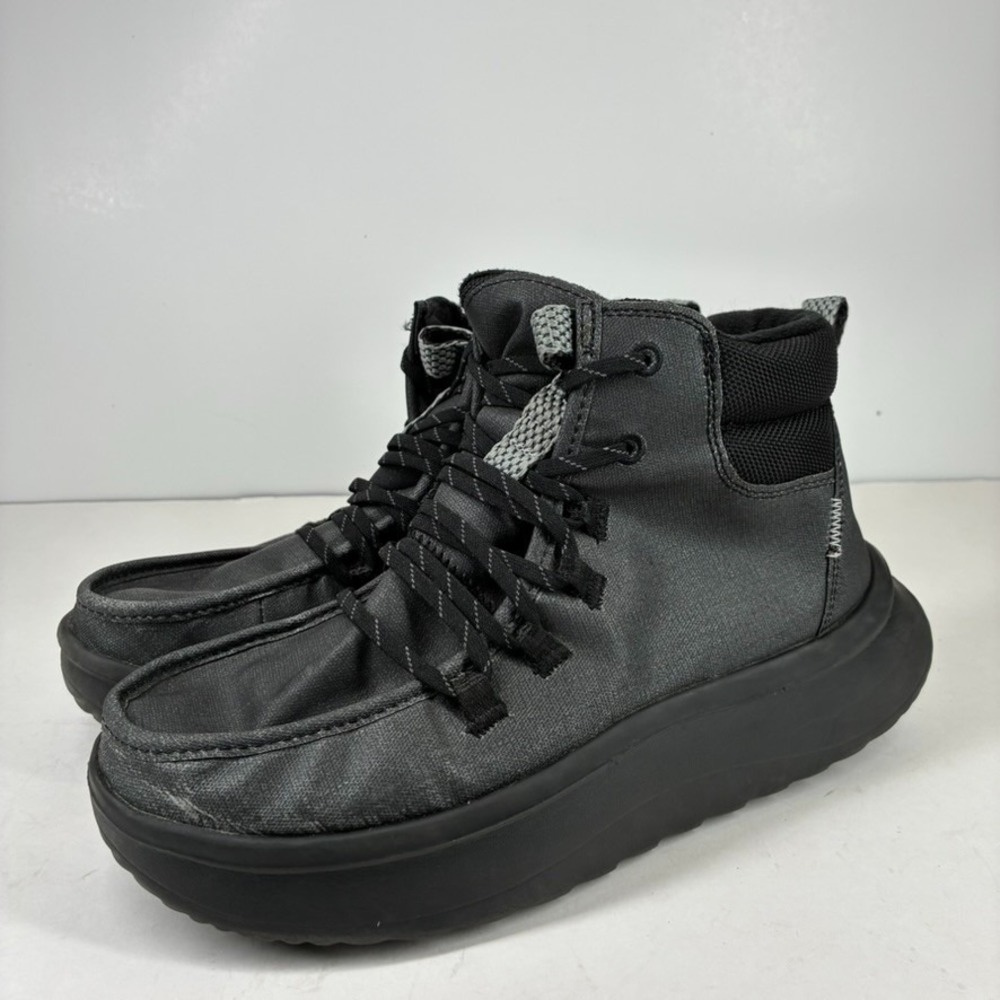 HEYDUDE Wendy Peak Apres Women's US 8 Black Coated Twill Winter Ankle Boots